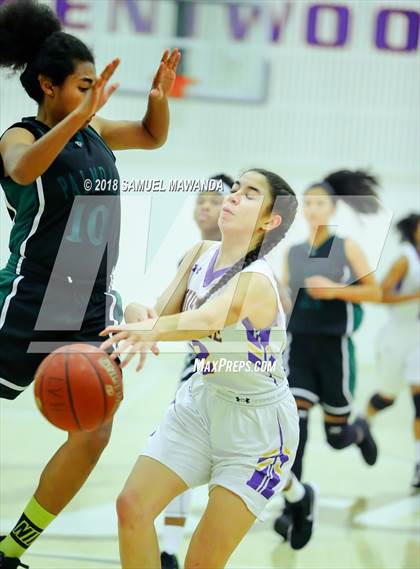 Thumbnail 1 in Louisville vs Palmdale (Brentwood New Years Tournament) photogallery.