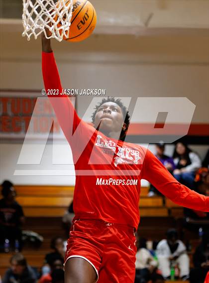Thumbnail 1 in Seventy-First @ South View photogallery.