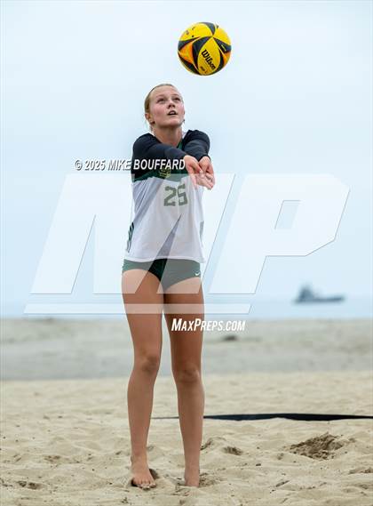 Thumbnail 3 in Santa Barbara vs Woodrow Wilson (CIF-SS Quarter Finals) photogallery.