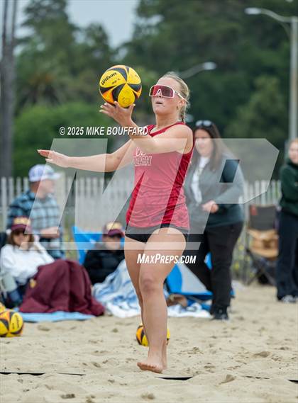 Thumbnail 3 in Santa Barbara vs Woodrow Wilson (CIF-SS Quarter Finals) photogallery.