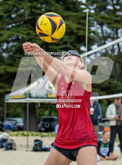 Thumbnail 3 in Santa Barbara vs Woodrow Wilson (CIF-SS Quarter Finals) photogallery.