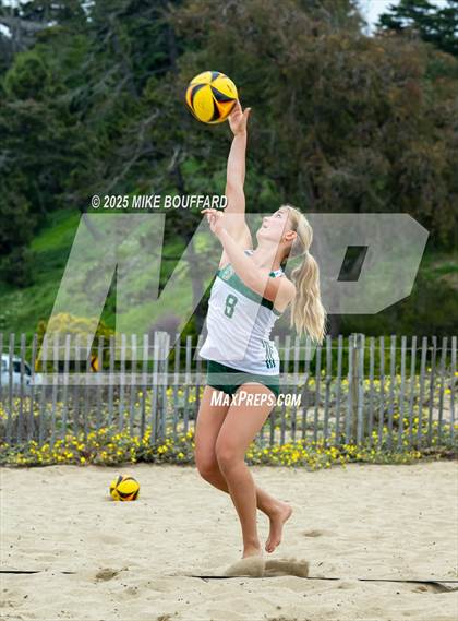Thumbnail 3 in Santa Barbara vs Woodrow Wilson (CIF-SS Quarter Finals) photogallery.