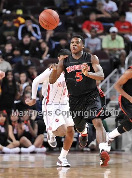 Thumbnail 2 in Westchester vs Mater Dei (CIF SoCal D1 Final) photogallery.