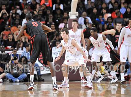 Thumbnail 3 in Westchester vs Mater Dei (CIF SoCal D1 Final) photogallery.