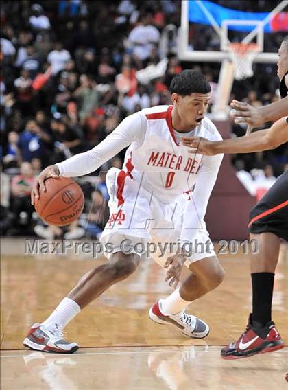 Thumbnail 3 in Westchester vs Mater Dei (CIF SoCal D1 Final) photogallery.