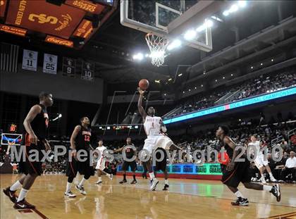 Thumbnail 1 in Westchester vs Mater Dei (CIF SoCal D1 Final) photogallery.