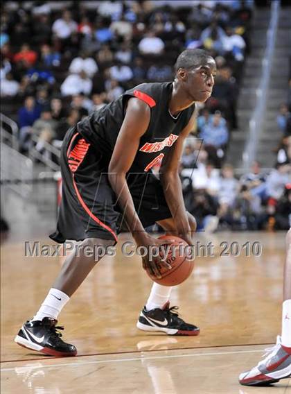 Thumbnail 2 in Westchester vs Mater Dei (CIF SoCal D1 Final) photogallery.