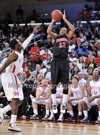 Thumbnail 3 in Westchester vs Mater Dei (CIF SoCal D1 Final) photogallery.