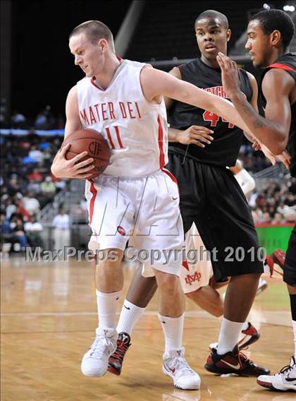 Thumbnail 2 in Westchester vs Mater Dei (CIF SoCal D1 Final) photogallery.