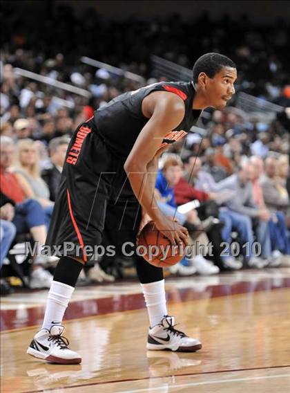 Thumbnail 1 in Westchester vs Mater Dei (CIF SoCal D1 Final) photogallery.