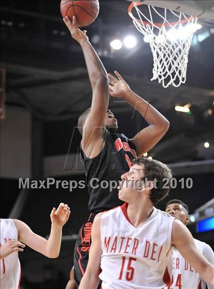 Thumbnail 2 in Westchester vs Mater Dei (CIF SoCal D1 Final) photogallery.