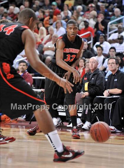 Thumbnail 1 in Westchester vs Mater Dei (CIF SoCal D1 Final) photogallery.