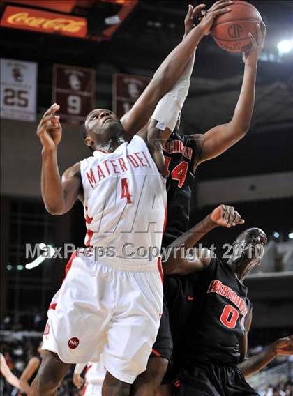 Thumbnail 1 in Westchester vs Mater Dei (CIF SoCal D1 Final) photogallery.