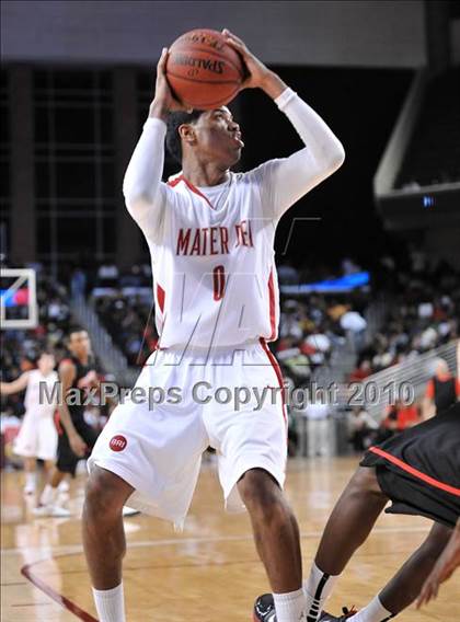 Thumbnail 2 in Westchester vs Mater Dei (CIF SoCal D1 Final) photogallery.
