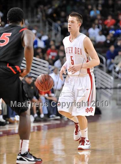 Thumbnail 1 in Westchester vs Mater Dei (CIF SoCal D1 Final) photogallery.