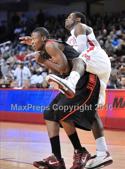 Thumbnail 1 in Westchester vs Mater Dei (CIF SoCal D1 Final) photogallery.