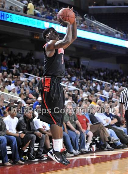 Thumbnail 1 in Westchester vs Mater Dei (CIF SoCal D1 Final) photogallery.