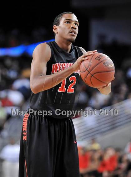 Thumbnail 3 in Westchester vs Mater Dei (CIF SoCal D1 Final) photogallery.