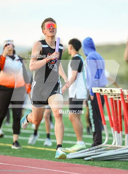 Thumbnail 3 in Fernley Invitational (4X400M Relay) photogallery.