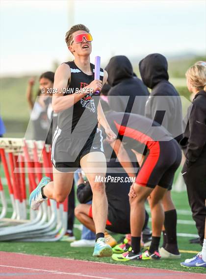 Thumbnail 1 in Fernley Invitational (4X400M Relay) photogallery.