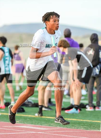 Thumbnail 1 in Fernley Invitational (4X400M Relay) photogallery.
