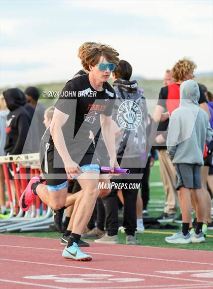 Thumbnail 1 in Fernley Invitational (4X400M Relay) photogallery.