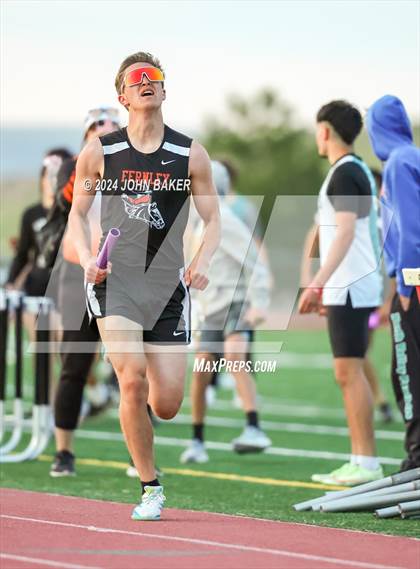 Thumbnail 2 in Fernley Invitational (4X400M Relay) photogallery.
