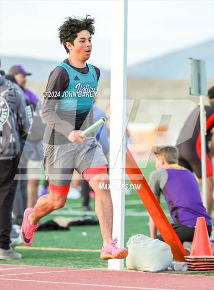 Thumbnail 1 in Fernley Invitational (4X400M Relay) photogallery.