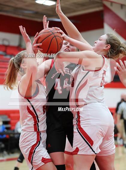 Thumbnail 1 in Circleville @ Logan Elm photogallery.