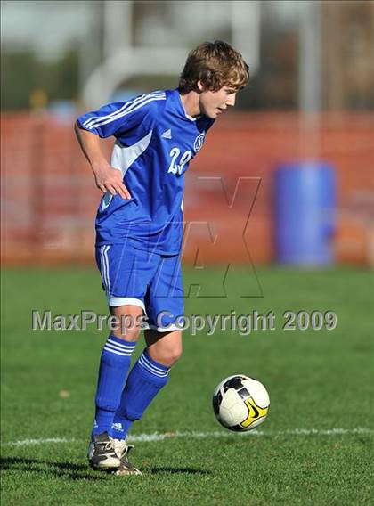Thumbnail 3 in Southington @ Glastonbury (CIAC Class LL Quarterfinal) photogallery.