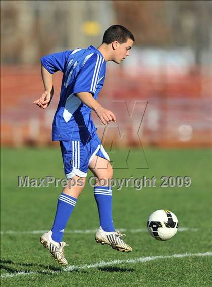Thumbnail 1 in Southington @ Glastonbury (CIAC Class LL Quarterfinal) photogallery.