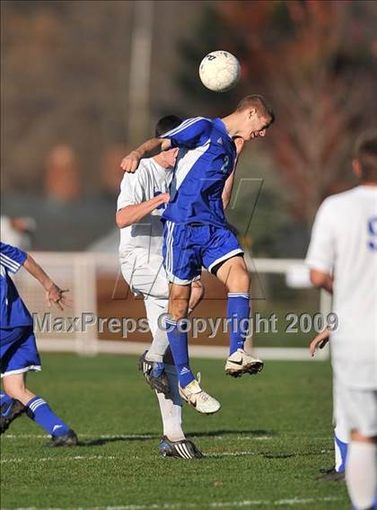 Thumbnail 3 in Southington @ Glastonbury (CIAC Class LL Quarterfinal) photogallery.