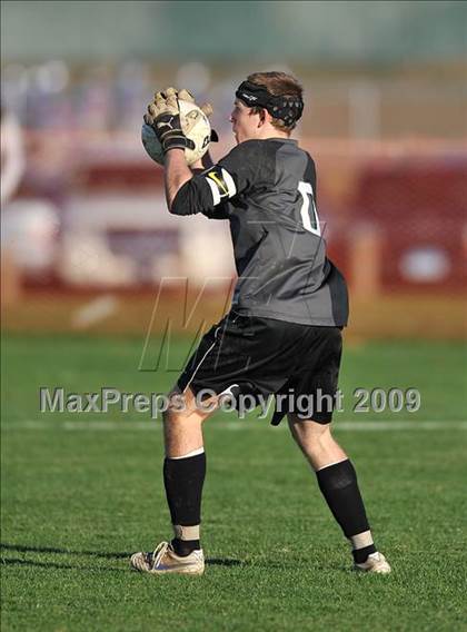 Thumbnail 3 in Southington @ Glastonbury (CIAC Class LL Quarterfinal) photogallery.