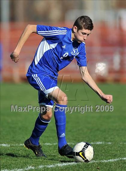 Thumbnail 1 in Southington @ Glastonbury (CIAC Class LL Quarterfinal) photogallery.