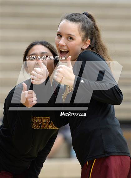Thumbnail 1 in Santa Margarita vs. Esperanza (Tom Riach Tournament) photogallery.