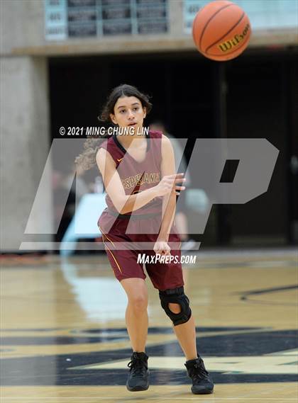 Thumbnail 3 in Santa Margarita vs. Esperanza (Tom Riach Tournament) photogallery.