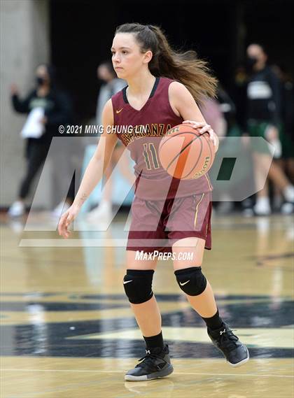 Thumbnail 1 in Santa Margarita vs. Esperanza (Tom Riach Tournament) photogallery.