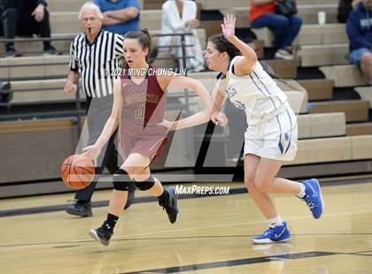 Thumbnail 1 in Santa Margarita vs. Esperanza (Tom Riach Tournament) photogallery.