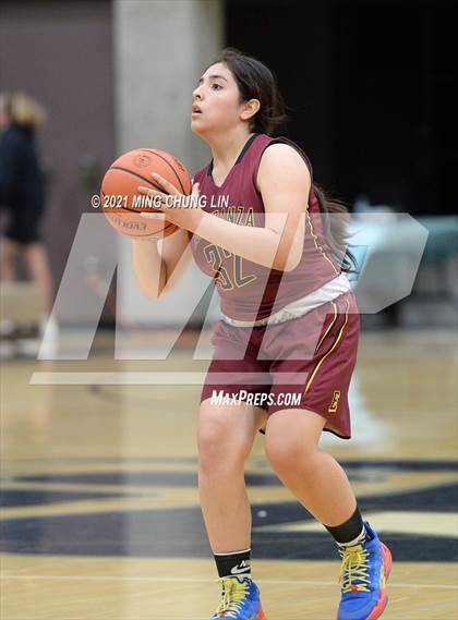 Thumbnail 2 in Santa Margarita vs. Esperanza (Tom Riach Tournament) photogallery.