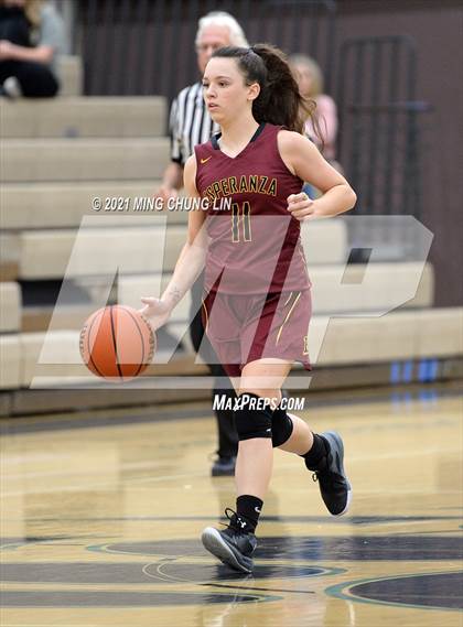 Thumbnail 1 in Santa Margarita vs. Esperanza (Tom Riach Tournament) photogallery.