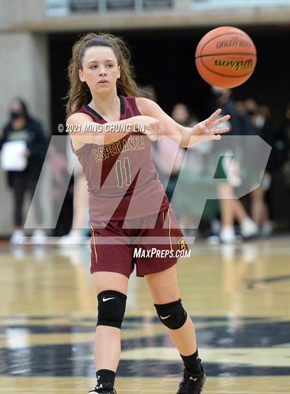 Thumbnail 2 in Santa Margarita vs. Esperanza (Tom Riach Tournament) photogallery.