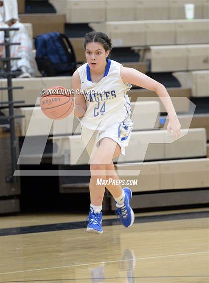 Thumbnail 2 in Santa Margarita vs. Esperanza (Tom Riach Tournament) photogallery.