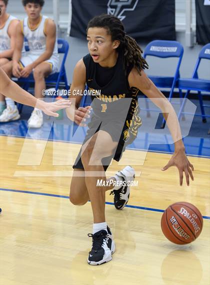 Thumbnail 3 in Anderson vs Brennan (Spurs High School Showcase) photogallery.