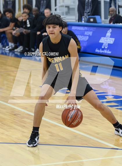 Thumbnail 3 in Anderson vs Brennan (Spurs High School Showcase) photogallery.