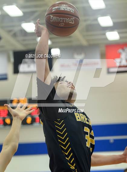 Thumbnail 2 in Anderson vs Brennan (Spurs High School Showcase) photogallery.