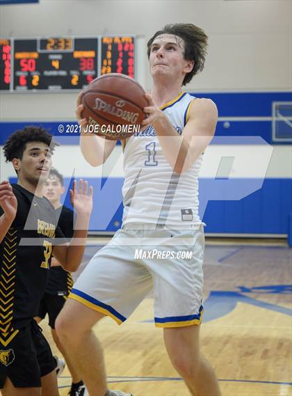 Thumbnail 2 in Anderson vs Brennan (Spurs High School Showcase) photogallery.