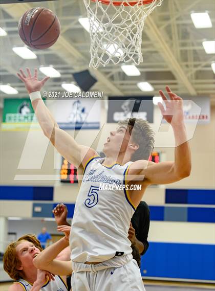 Thumbnail 2 in Anderson vs Brennan (Spurs High School Showcase) photogallery.