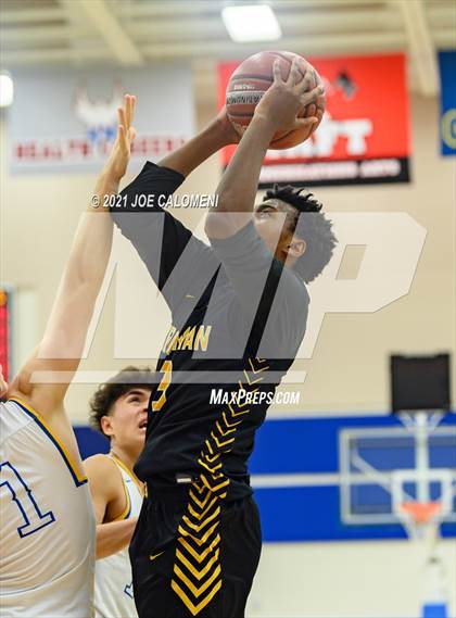Thumbnail 3 in Anderson vs Brennan (Spurs High School Showcase) photogallery.