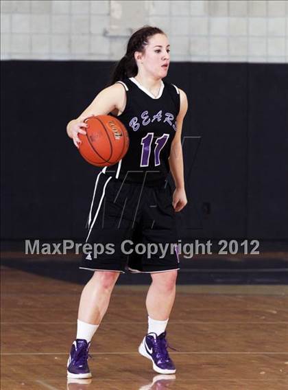Thumbnail 1 in Keystone vs. Winchester Thurston (PIAA Class AA First Round) photogallery.