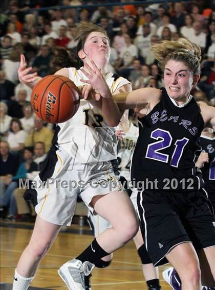 Thumbnail 1 in Keystone vs. Winchester Thurston (PIAA Class AA First Round) photogallery.